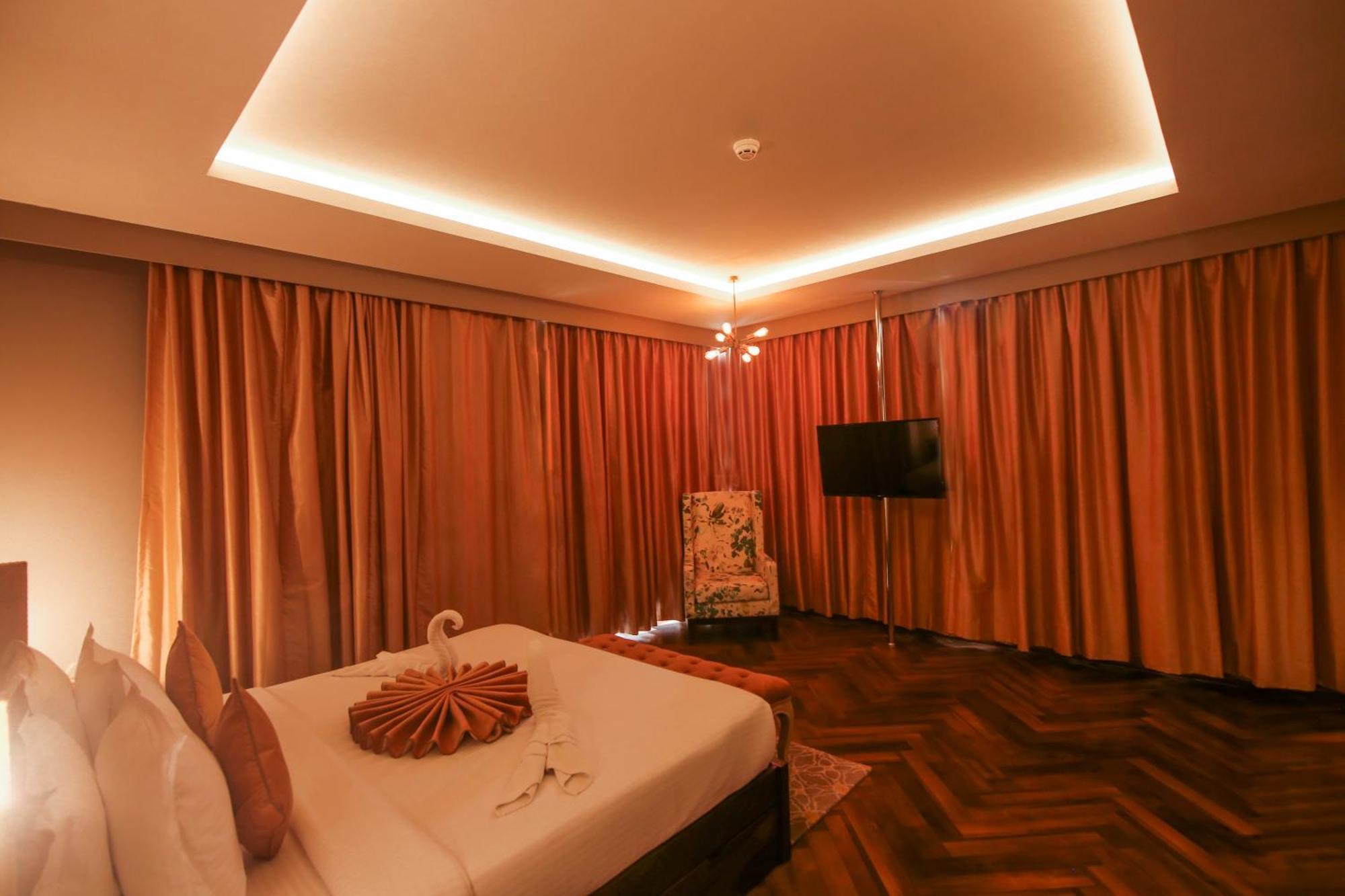 โรงแรมโปโลทาวเวอร์ อาคารทาลา อการ์ตาลา ภายนอก รูปภาพ